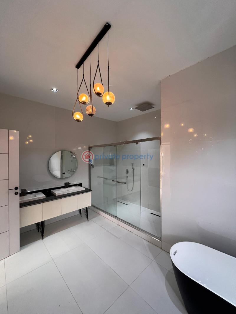 5 bedroom House For Sale Osapa Lekki Lagos - 12