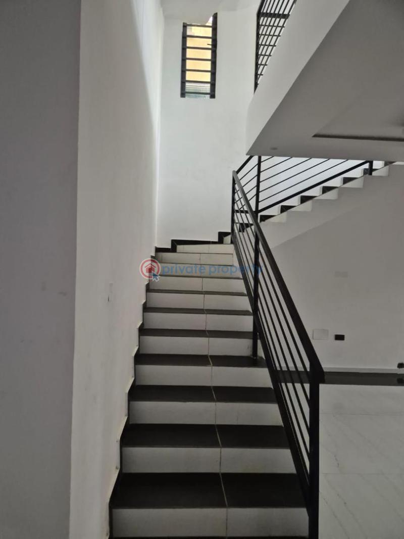 5 bedroom Detached Duplex For Sale Omole Phase 1 Ojodu Lagos - 1