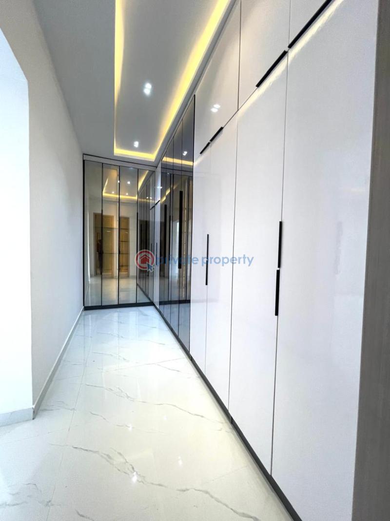 5 bedroom Detached Duplex For Sale Freedom Way, Lekki Phase 1 Lagos - 12