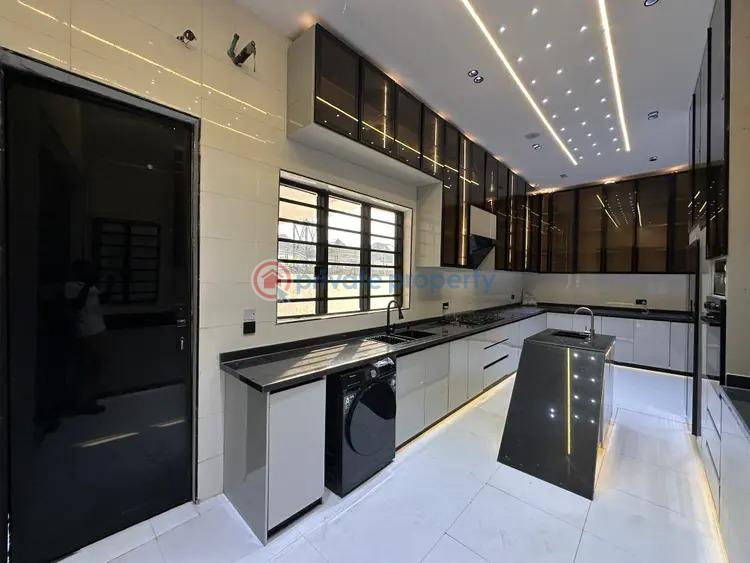 5 bedroom Detached Duplex For Sale In A Serene & Secure Estate Chevron Drive Lekki Lagos - 3