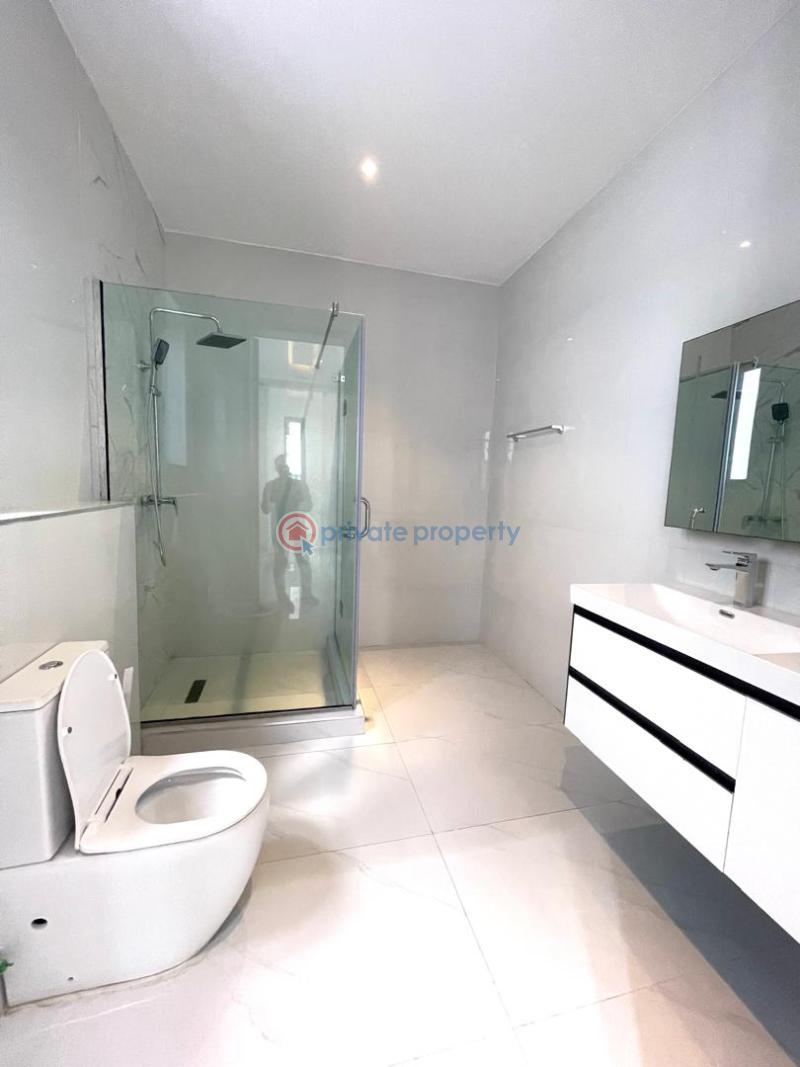 5 bedroom Detached Duplex For Sale Freedom Way,lekki Phase 1 Lekki Lagos - 5