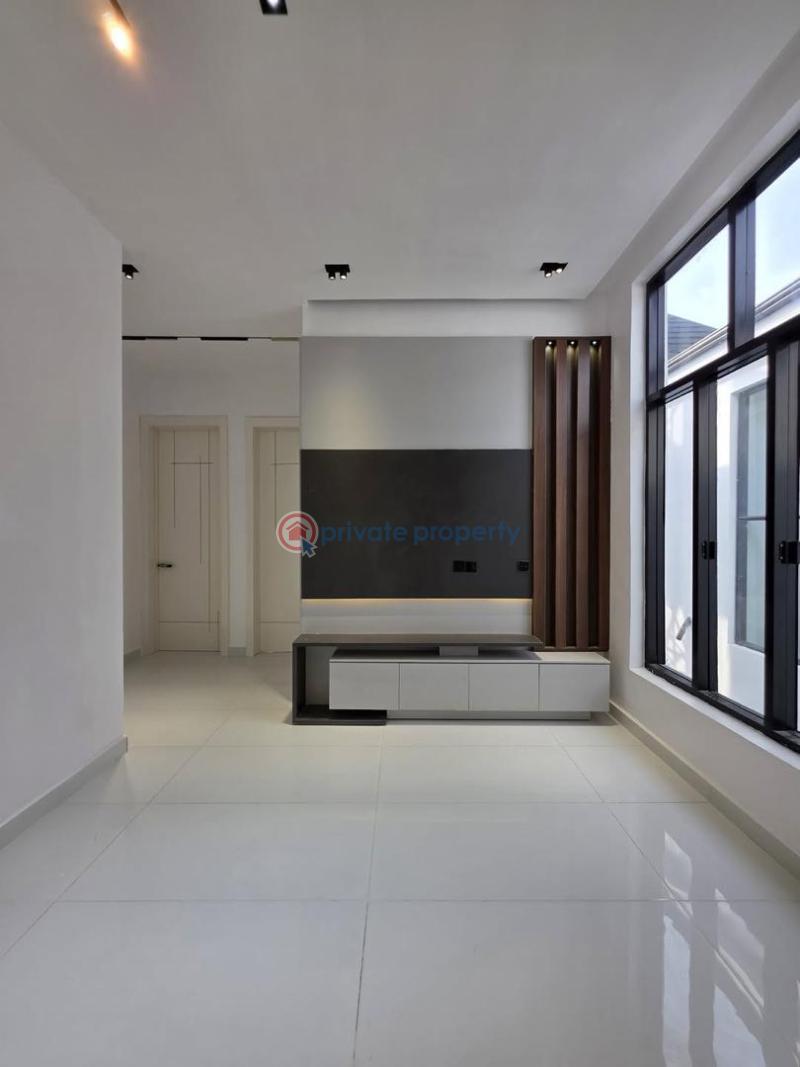 5 bedroom Detached Duplex For Sale Chevron, Lekki Lagos - 3