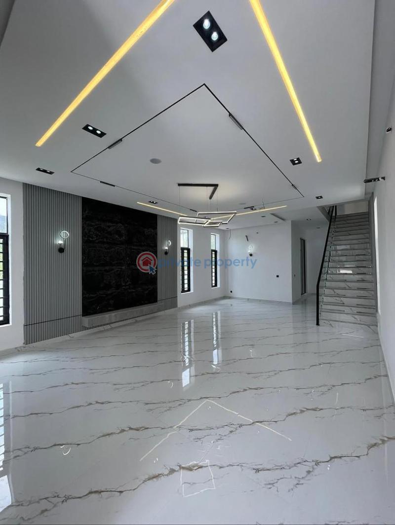 5 bedroom Detached Duplex For Sale Victoria Garden City Lekki Lagos - 2