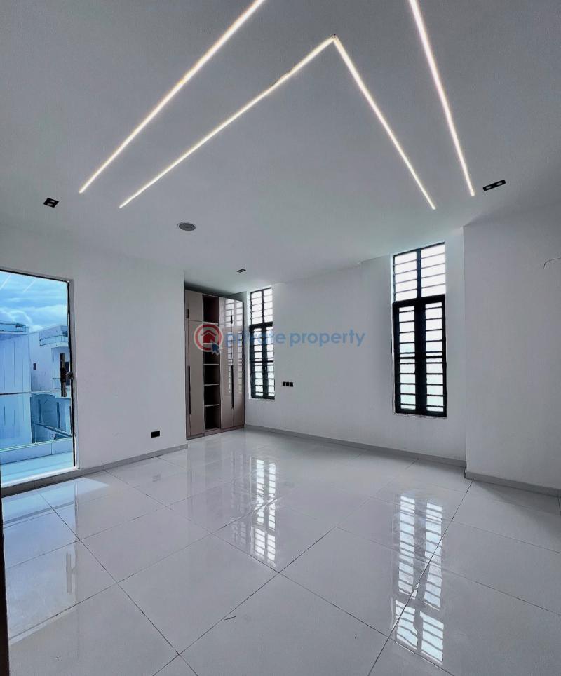 5 bedroom Detached Duplex For Sale Secure Estate At Chevron Lekki Chevron Drive Lekki Lagos - 18