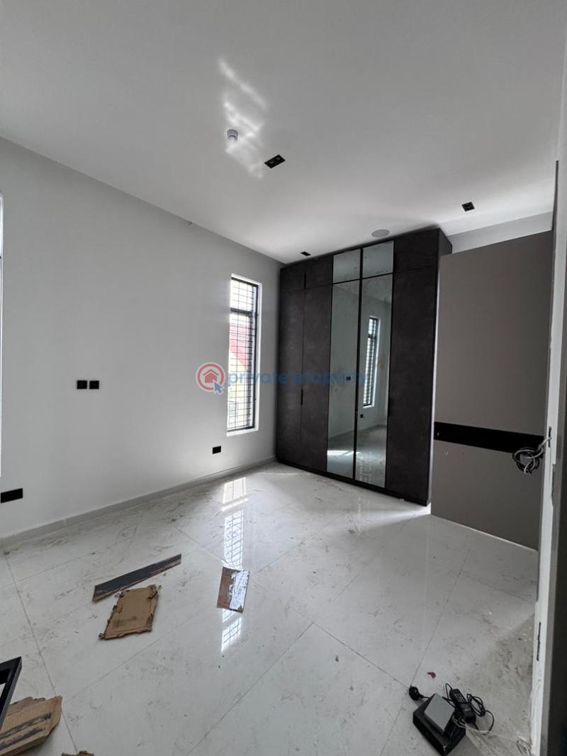 5 bedroom Detached Duplex For Sale Lekki Phase 1 Lagos - 3