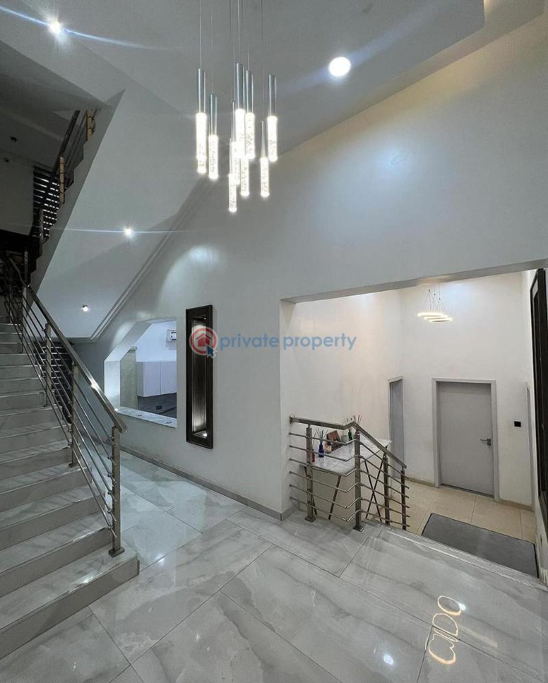 5 bedroom Detached Duplex For Sale Guzape Abuja Phase 1  - 1