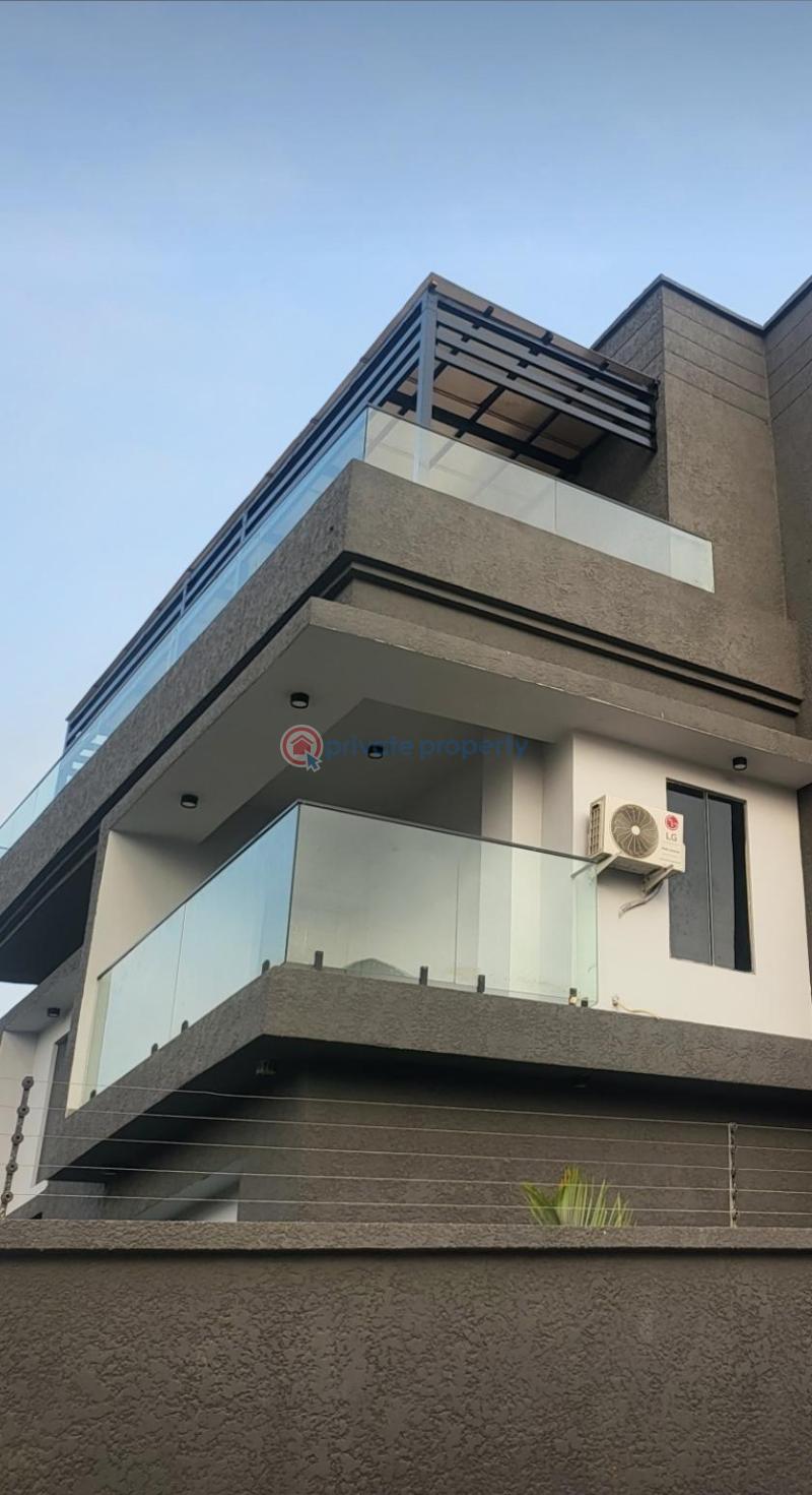 5 bedroom Terraced Duplex For Sale Lakowe Lakes Resort Ibeju-Lekki Lagos - 0