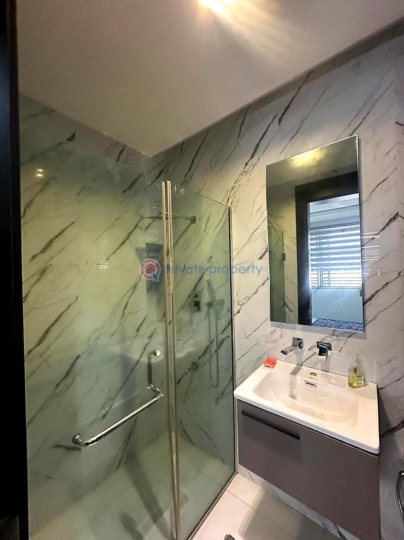 5 bedroom House For Sale Lagos - 8