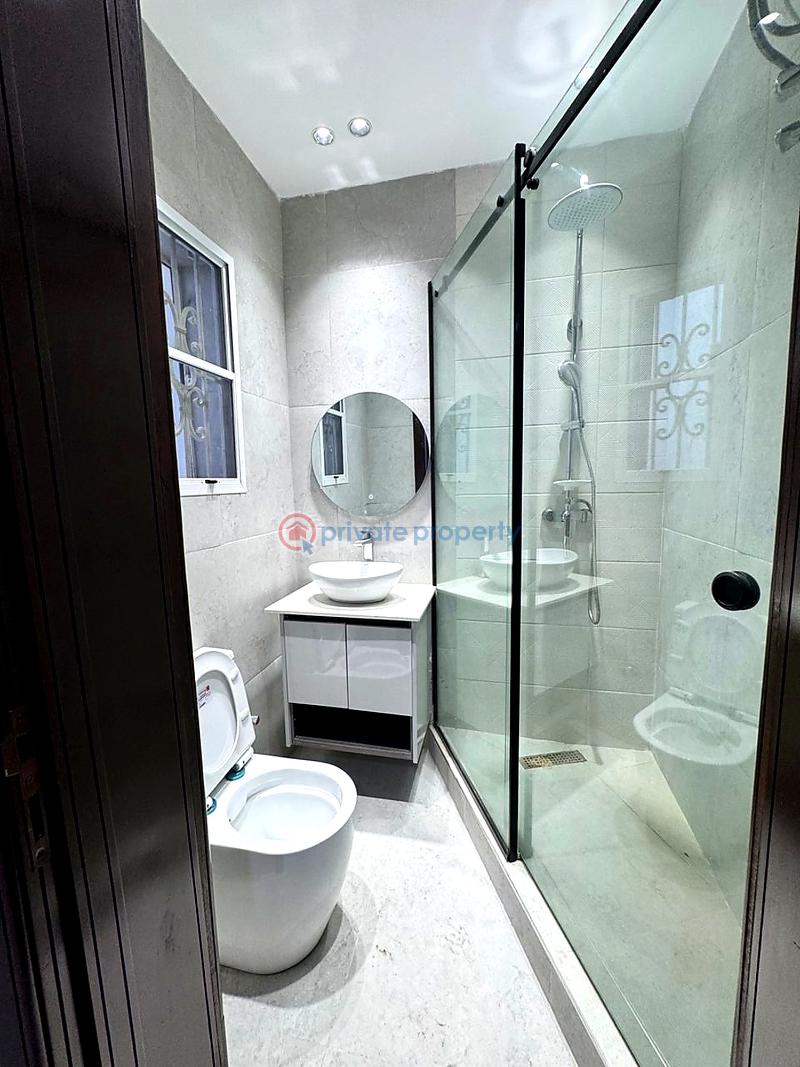 5 bedroom Detached Duplex For Sale Lekki Phase 1 Lagos - 2