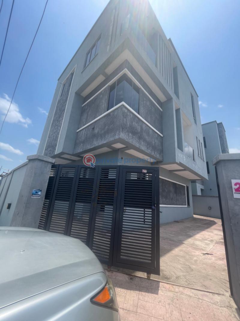5 bedroom Detached Duplex For Sale Ogudu GRA Lagos - 1