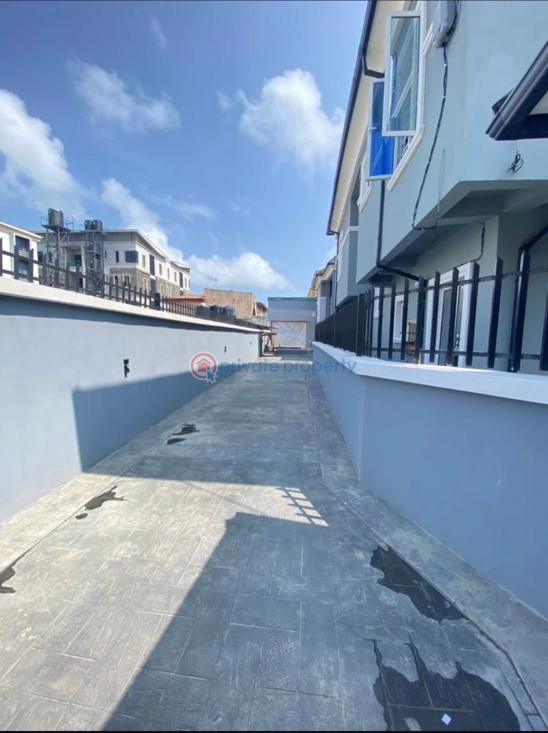5 bedroom Detached Duplex For Sale Ikate Elegushi Lekki Lagos - 9