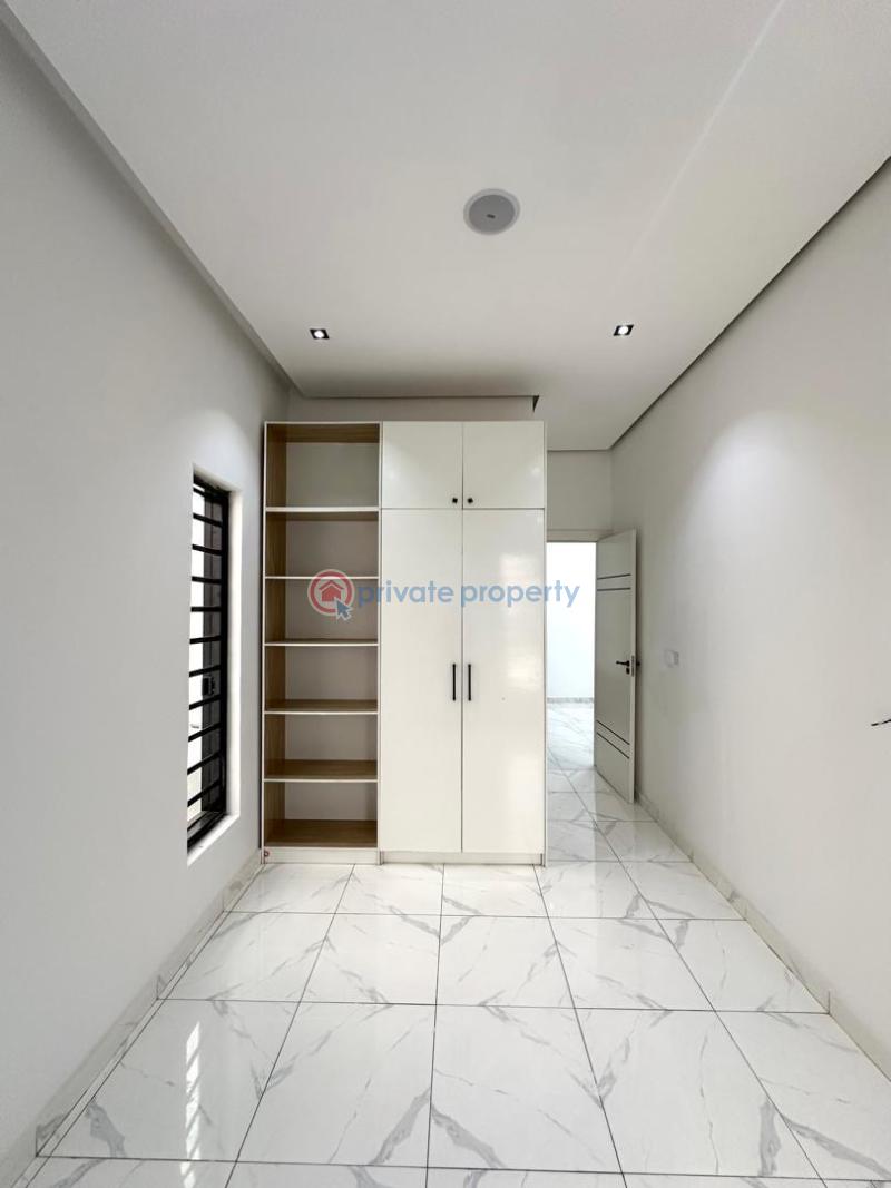 5 bedroom Detached Duplex For Sale Chevron Lekki Chevron Drive Lekki Lagos - 9
