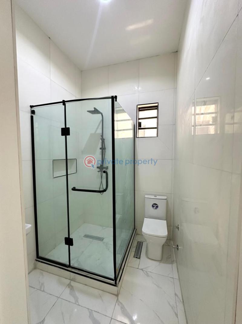 5 bedroom Detached Duplex For Sale Chevron Lekki Chevron Drive Lekki Lagos - 3