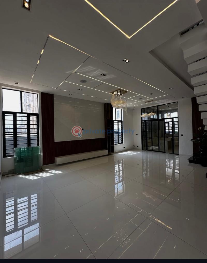 5 bedroom Detached Duplex For Sale Chevron Lekki Chevron Drive Lekki Lagos - 1