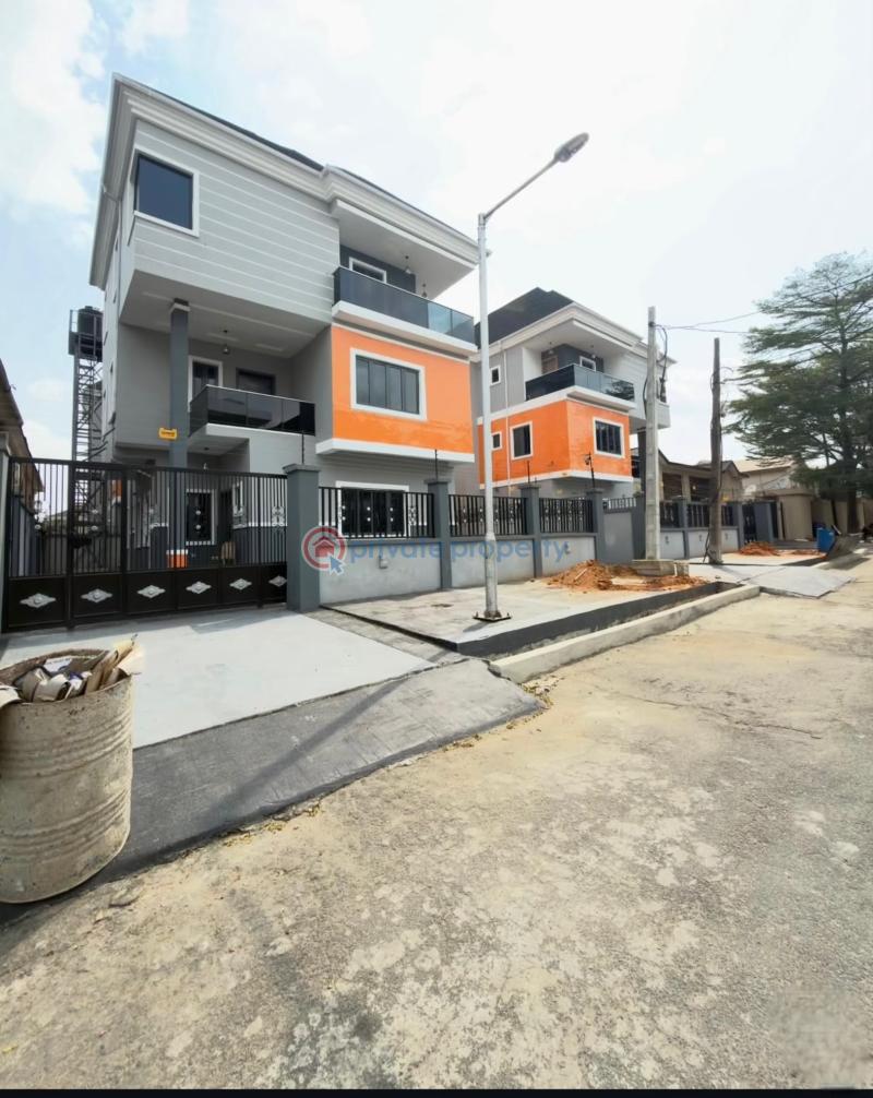 5 bedroom Detached Duplex For Sale Magodo Gra Phase 2 Magodo GRA Phase 1 Ojodu Lagos - 1