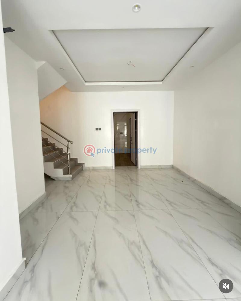 5 bedroom Detached Duplex For Sale Magodo GRA Phase 1 Ojodu Lagos - 11