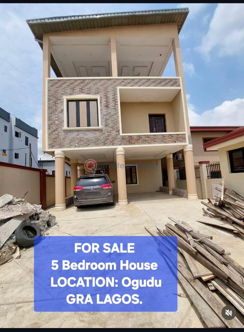 5 bedroom Detached Duplex For Sale Ogudu GRA Lagos - 0
