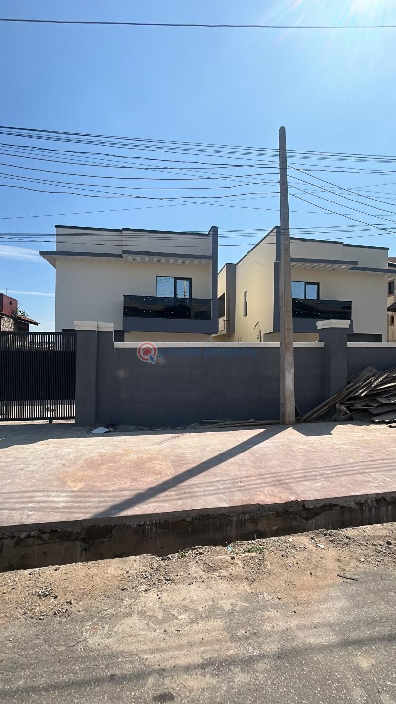 5 bedroom Detached Duplex For Sale Omole Phase 2 Ojodu Lagos - 11