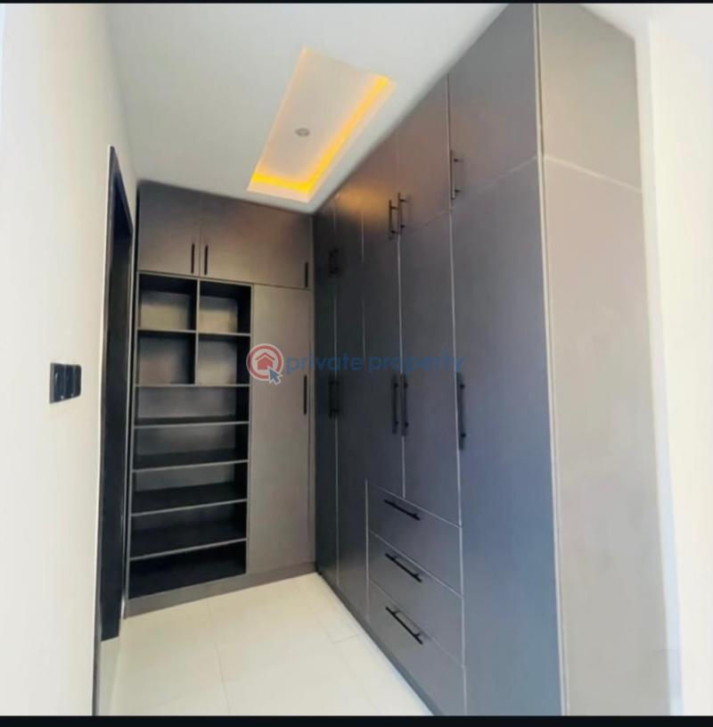5 bedroom Detached Duplex For Sale Magodo Phase 1 Magodo GRA Phase 1 Ojodu Lagos - 21