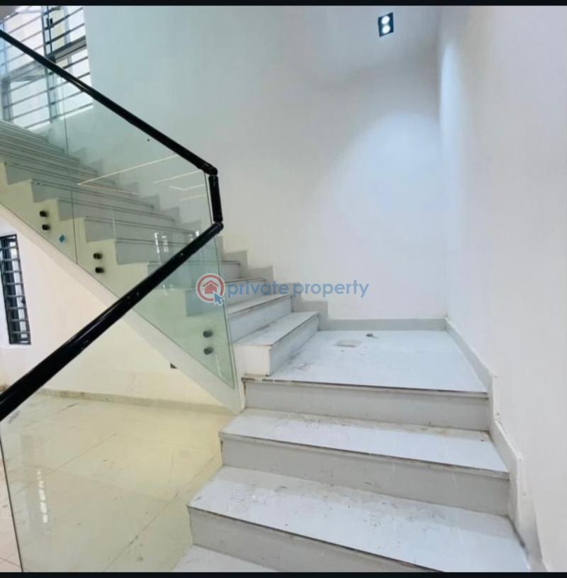 5 bedroom Detached Duplex For Sale Magodo Phase 1 Magodo GRA Phase 1 Ojodu Lagos - 13