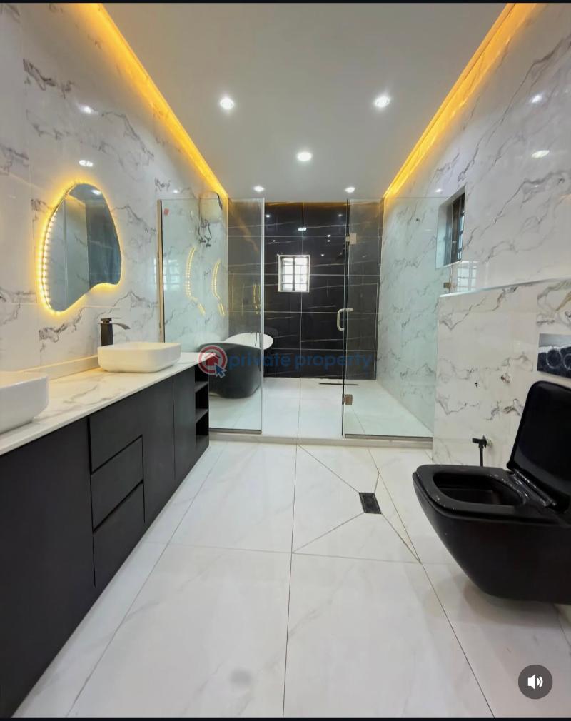 5 bedroom Detached Duplex For Sale Iyana Ipaja Gowon Estate Ipaja Lagos - 14