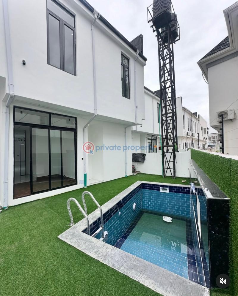 5 bedroom house with a pool and bq in chevron lekki - 8 5 bedroom Duplex For Sale Chevron Lekki Chevron Drive Lekki Lagos - 8