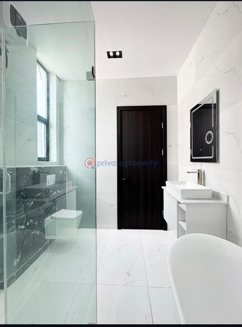 5 bedroom Detached Duplex For Sale Chevron Lekki Chevron Drive Lekki Lagos - 3