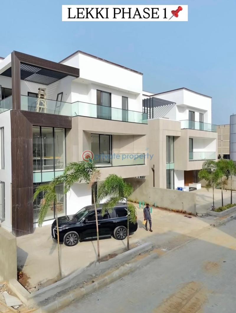 5 bedroom Detached Duplex For Sale Lekki Phase 1 Lagos - 0