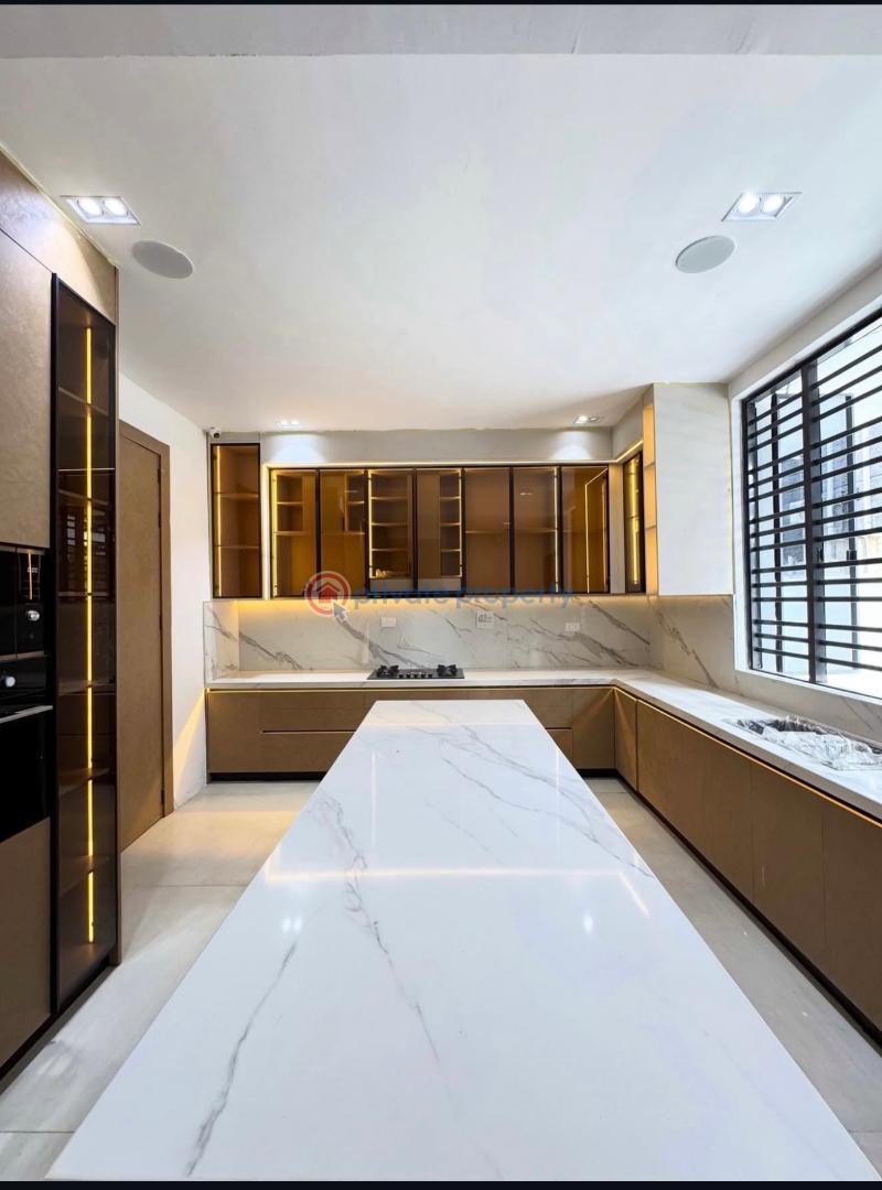 5 bedroom Detached Duplex For Sale Admiralty Lekki Phase 1 Lagos - 13