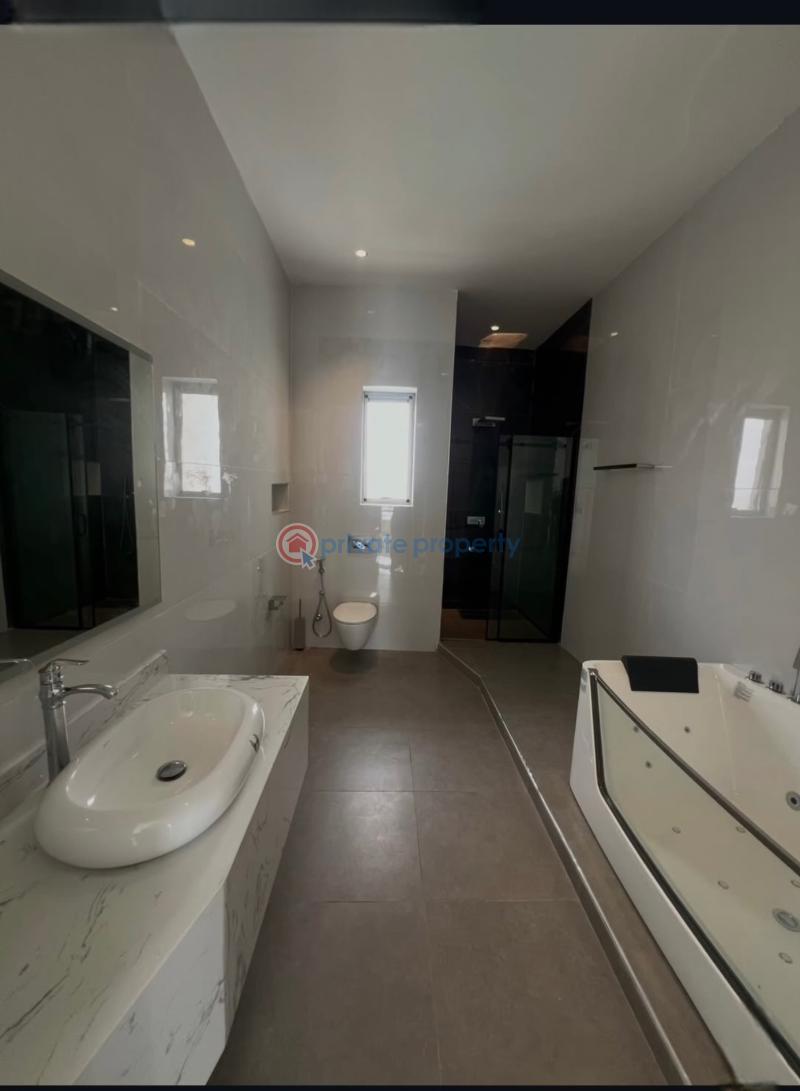 5 bedroom Detached Duplex For Sale Banana Island Ikoyi Lagos - 16