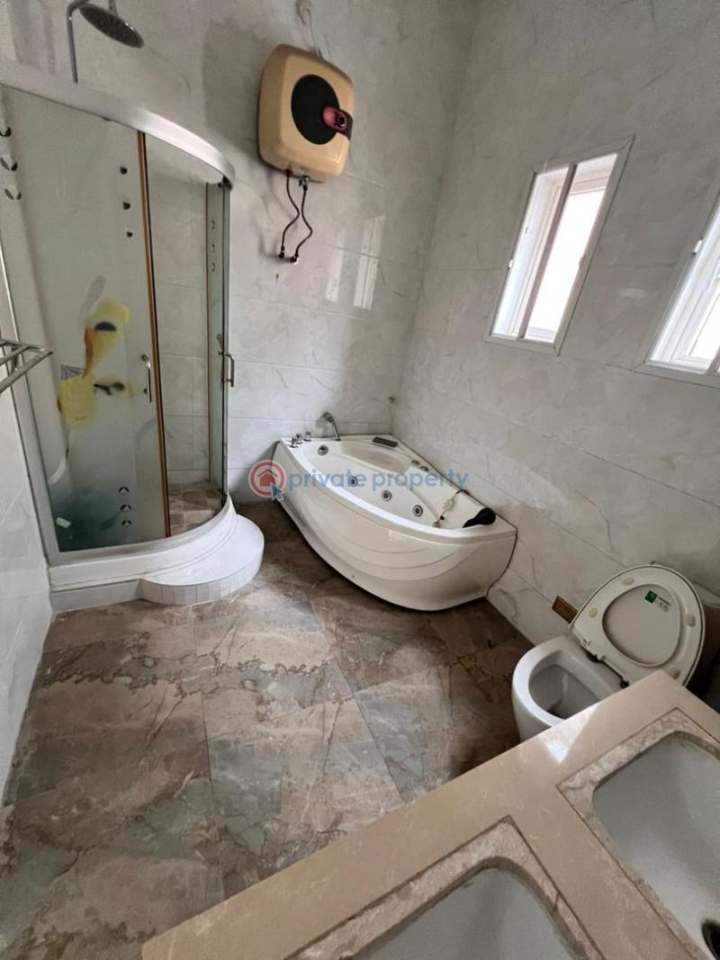 5 bedroom Penthouse For Sale Osapa Lekki Lagos - 2