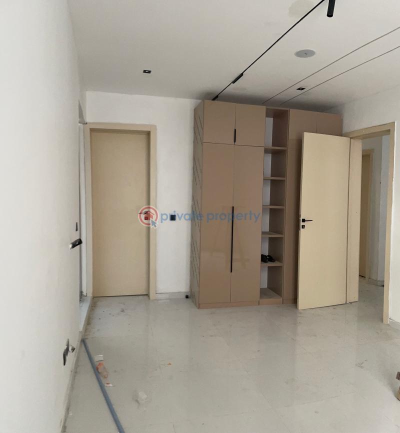 5 bedroom luxurious fully detached duplex(work ongoing). - 9 5 bedroom Detached Duplex For Sale Hampton Lake Estate, Chevron Drive, Alternative Route Lekki Phase 1 Lagos - 9