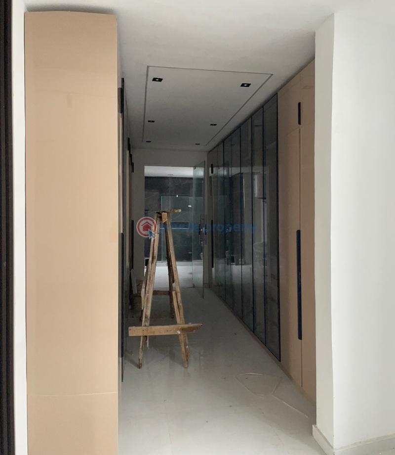 5 bedroom luxurious fully detached duplex(work ongoing). - 16 5 bedroom Detached Duplex For Sale Hampton Lake Estate, Chevron Drive, Alternative Route Lekki Phase 1 Lagos - 16