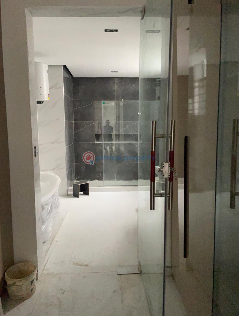 5 bedroom luxurious fully detached duplex(work ongoing). - 17 5 bedroom Detached Duplex For Sale Hampton Lake Estate, Chevron Drive, Alternative Route Lekki Phase 1 Lagos - 17