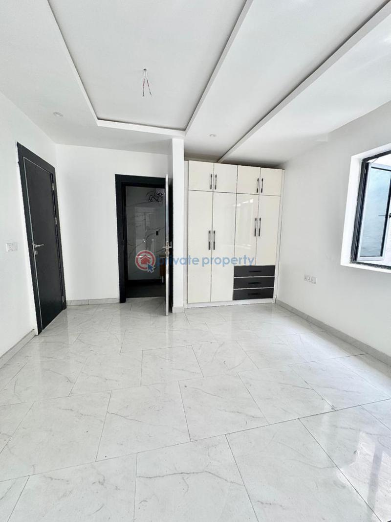 5 bedroom Detached Duplex For Sale Chevron Drive Lekki Lagos - 5