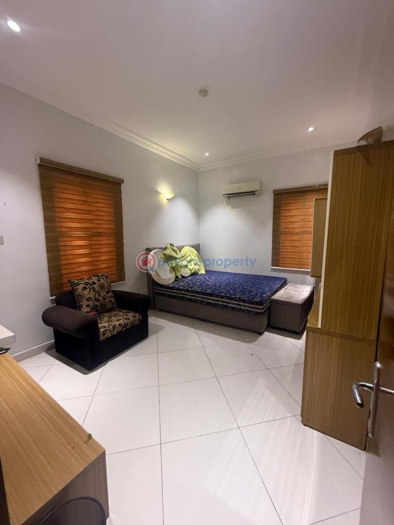 5 bedroom Detached Bungalow For Sale Pinnock Beach Estate Victoria Island Lagos - 6