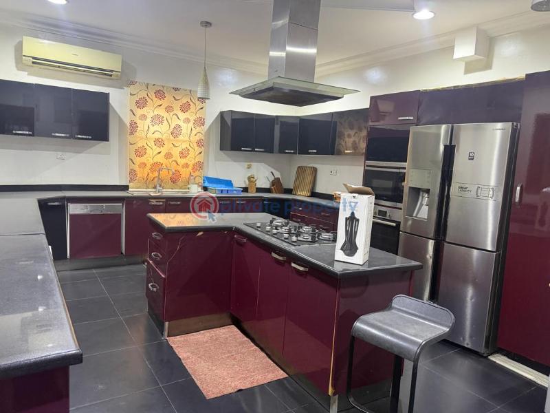5 bedroom Detached Bungalow For Sale Pinnock Beach Estate Victoria Island Lagos - 1