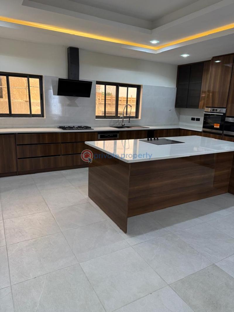 5 bedroom Maisonette For Sale Bourdillon Ikoyi Lagos - 3