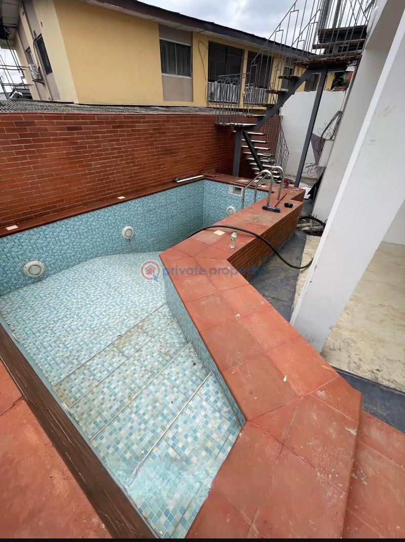 5 bedroom Duplex For Sale Maryland Ikeja Mende Maryland Lagos - 1