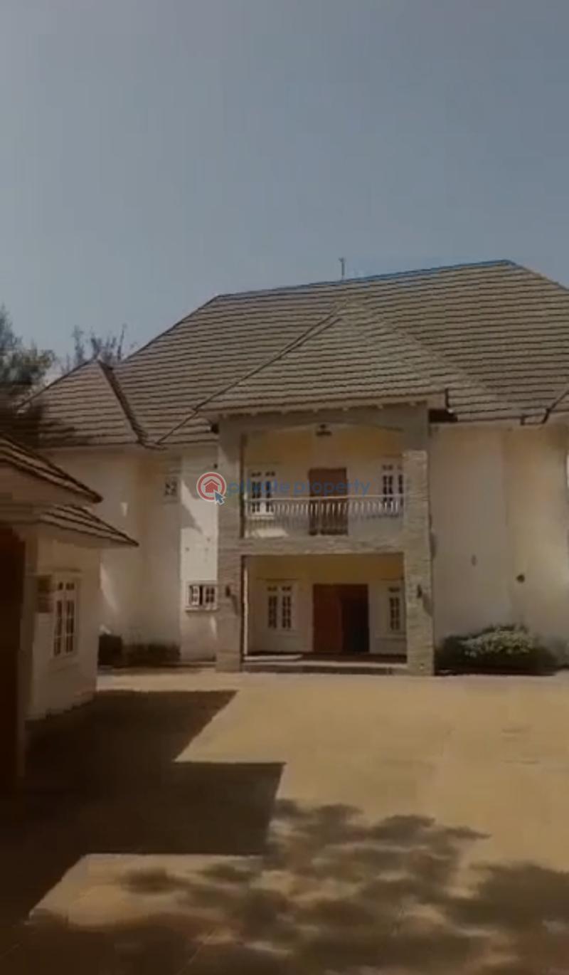 5 bedroom Maisonette For Sale Gwarimpa Abuja Phase 3  - 1