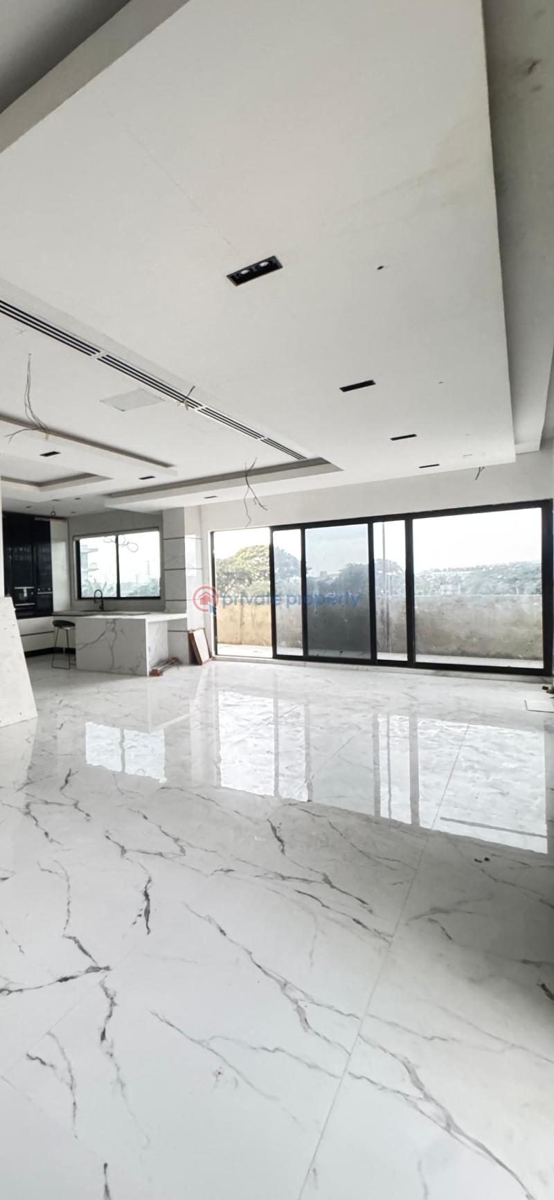 5 bedroom Maisonette For Sale Ikoyi Lagos
