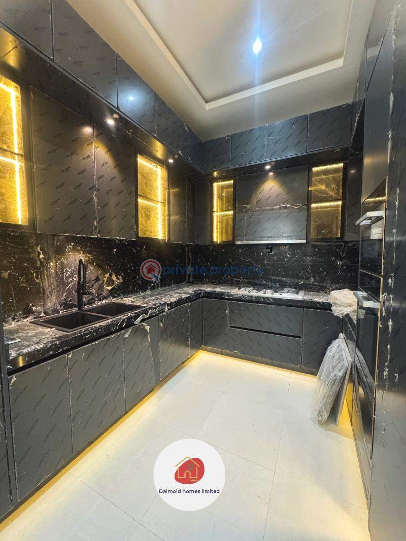 5 bedroom Detached Duplex For Sale Lekki Phase 1 Lagos - 8