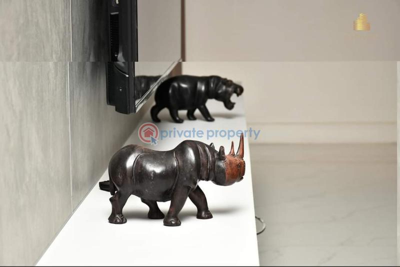 5 bedroom Shared Apartment For Sale . Ikoyi Lagos - 3