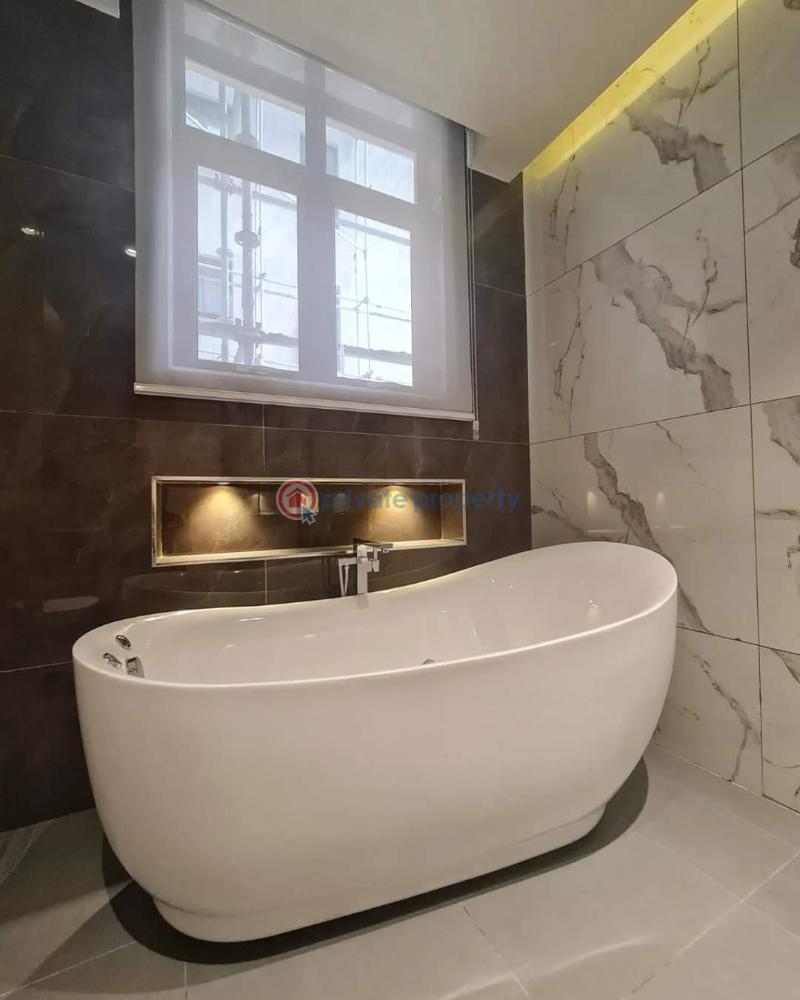 5 bedroom Shared Apartment For Sale . Ikoyi Lagos - 7