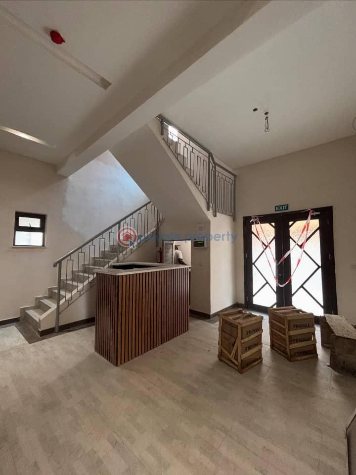 5 bedroom Maisonette For Sale Continental Hotel, Eko Court Complex, Mega Plaza, Spar, Cilantro Lagos, Reddington Hospital, Eko Hotel & More. Victoria Island Lagos - 9