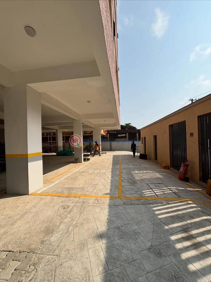 5 bedroom Maisonette For Sale Continental Hotel, Eko Court Complex, Mega Plaza, Spar, Cilantro Lagos, Reddington Hospital, Eko Hotel & More. Victoria Island Lagos - 7