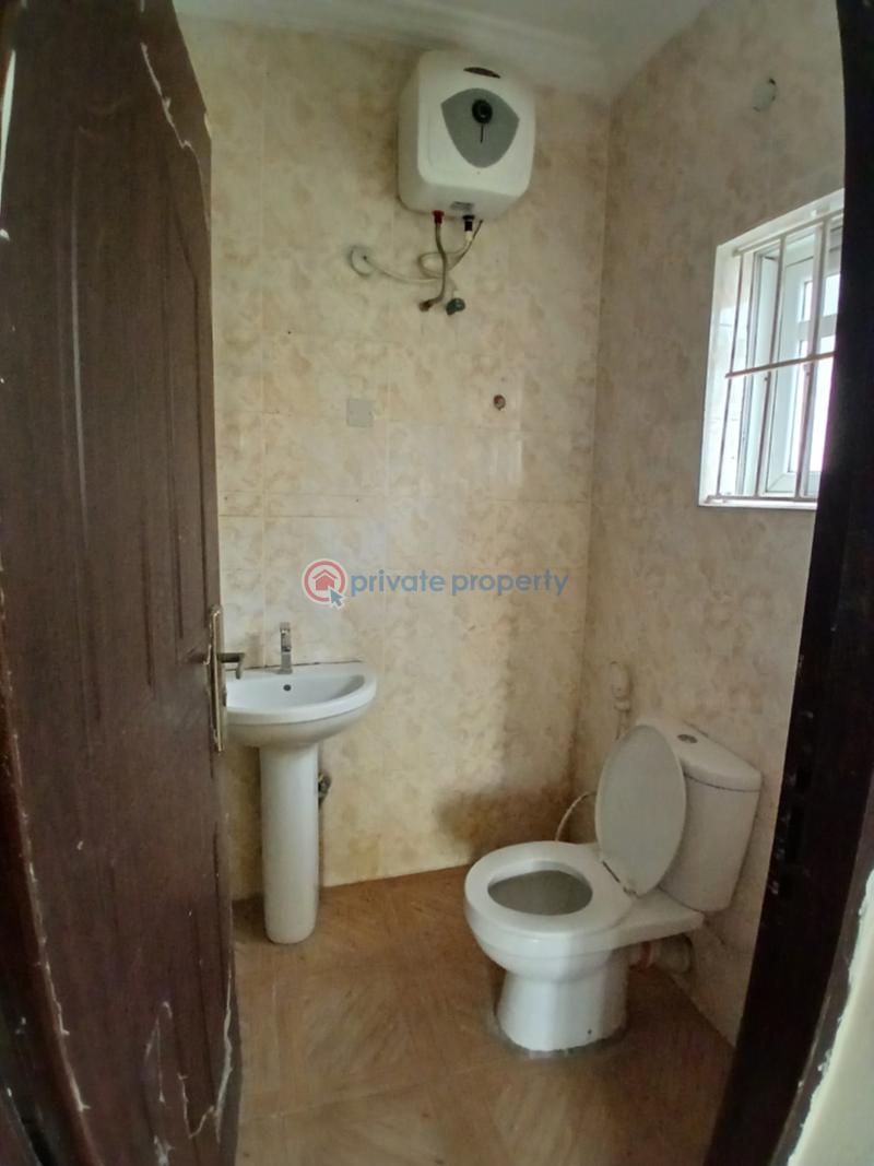 5 bedroom Semi detached Duplex For Rent Sangotedo Ajah Lagos - 8