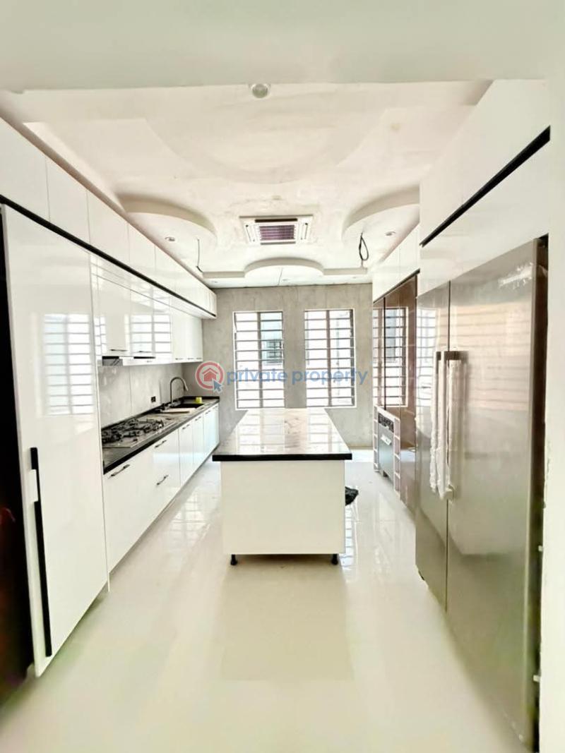 5 bedroom Semi detached Duplex For Sale . Ikeja GRA Lagos - 1