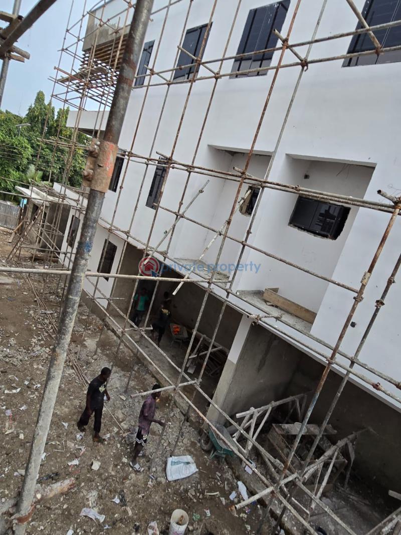 5 bedroom Semi detached Duplex For Sale Ajao Estate, Anthony Village Maryland Lagos - 7