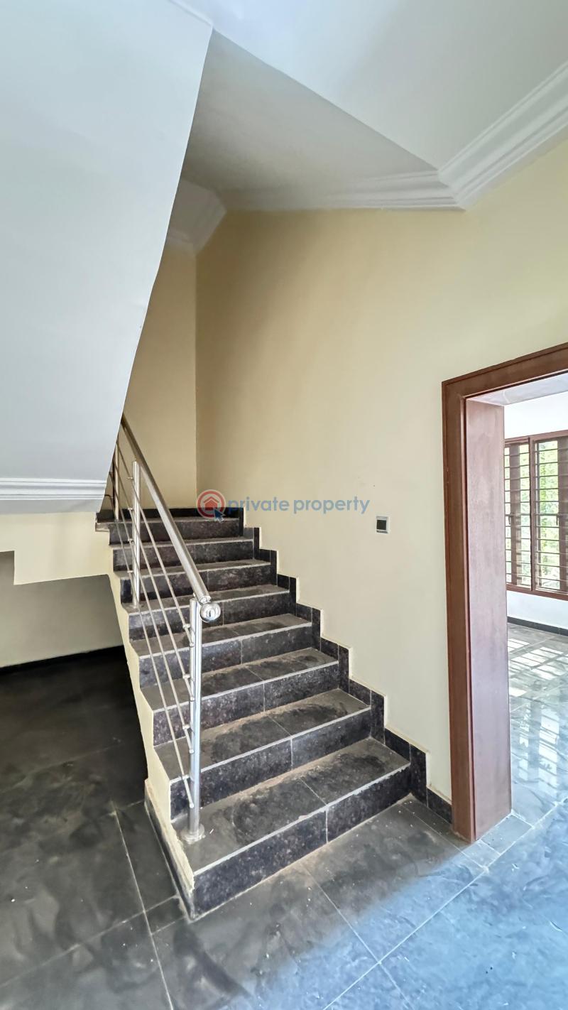 5 bedroom Semi detached Duplex For Sale Utako Abuja Phase 2  - 2